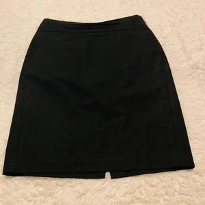 Banana Republic Black Skirt (Size 4)